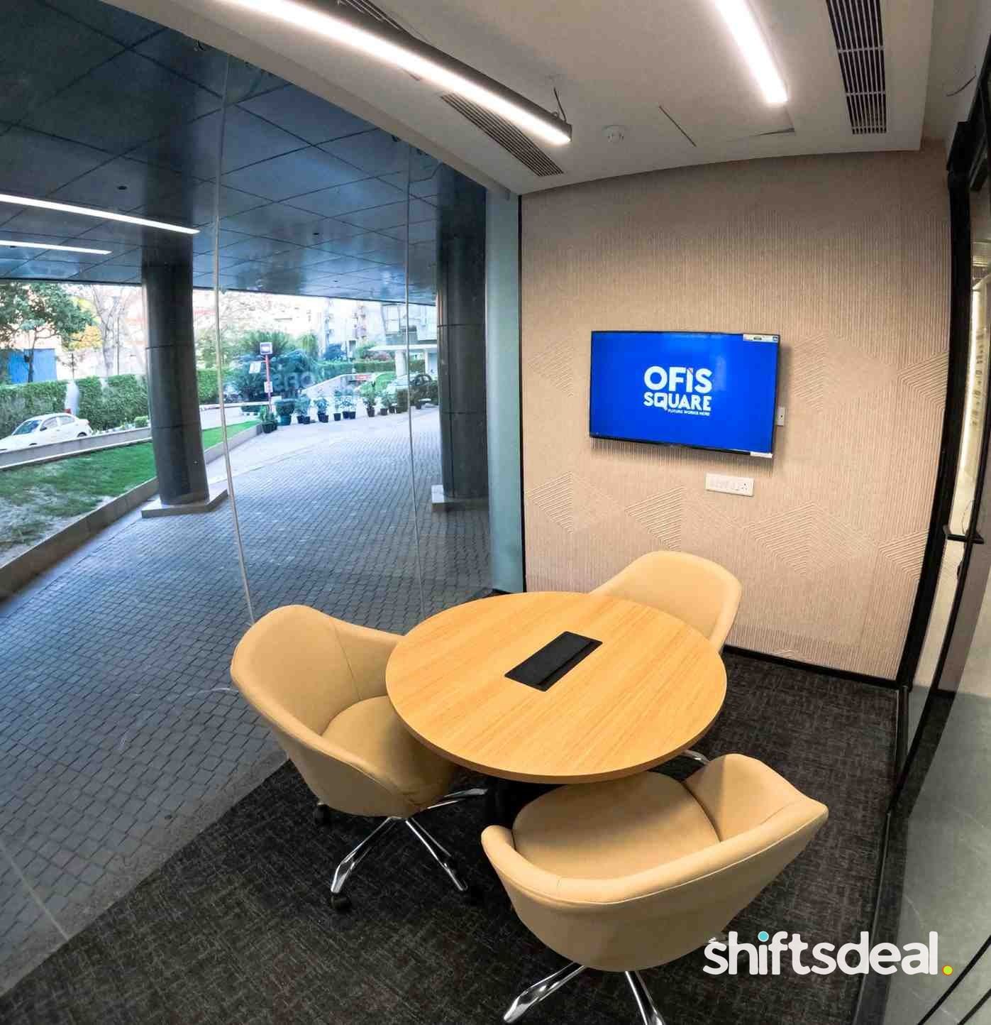 3 Seater Meeting Room