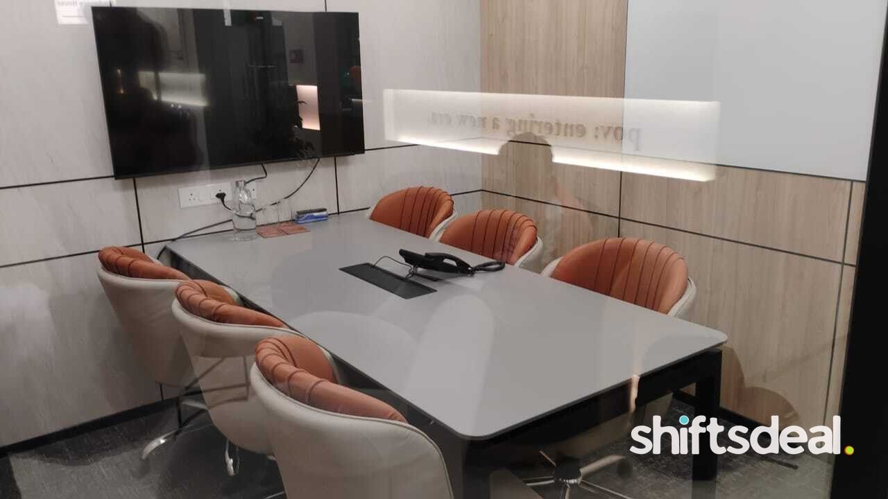 6 Seater Meeting room