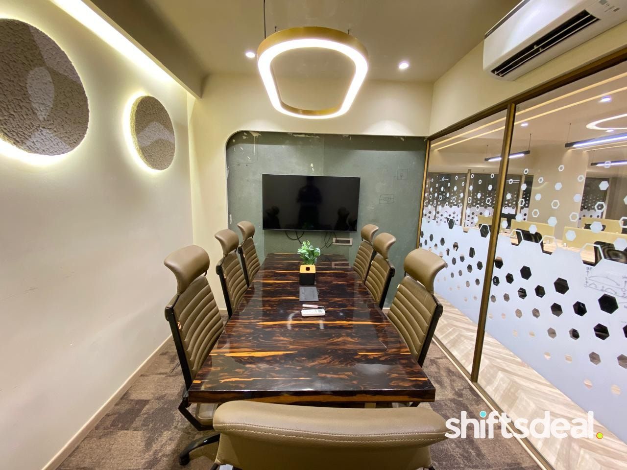 7 seater conference room