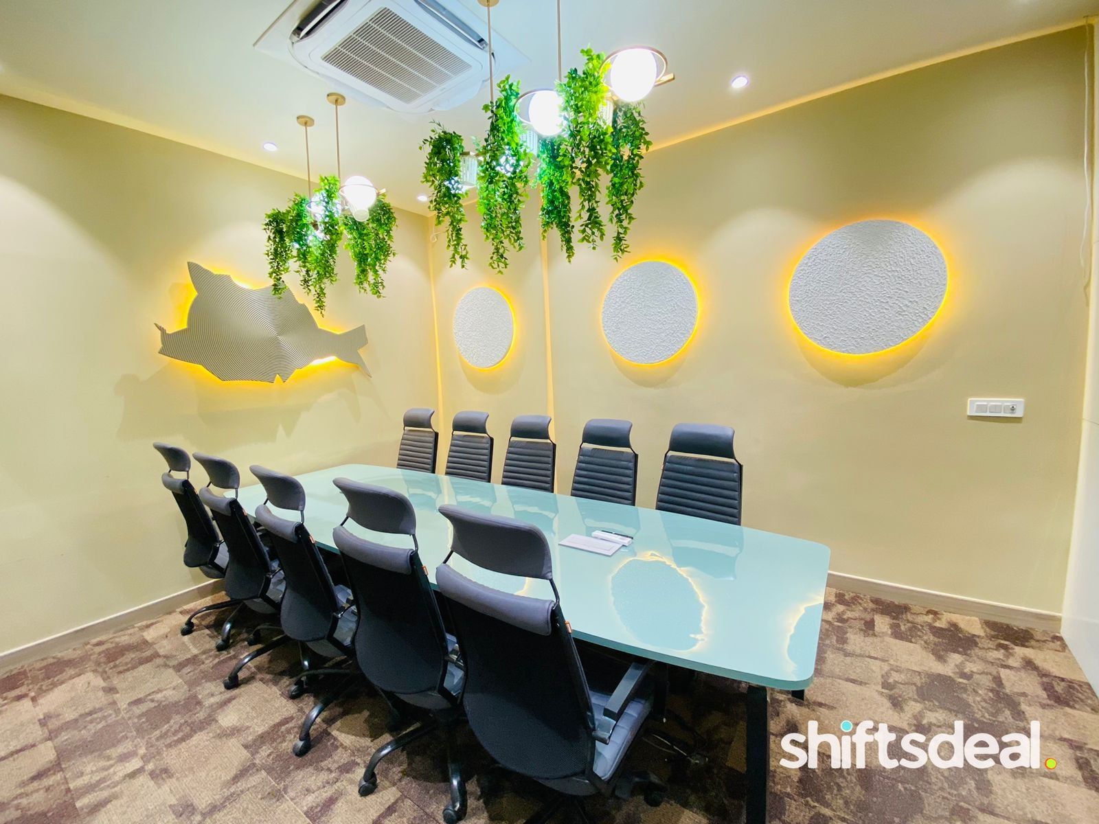 10 Seater Meeting Room